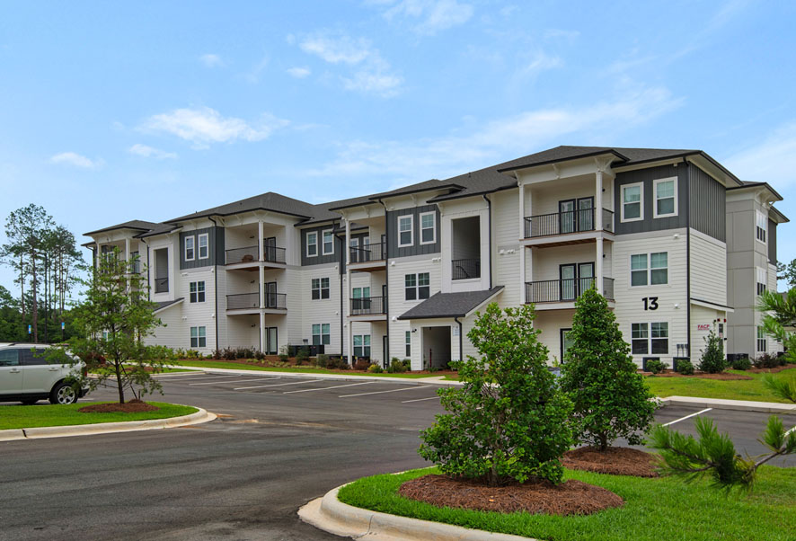 Apartments With Pool